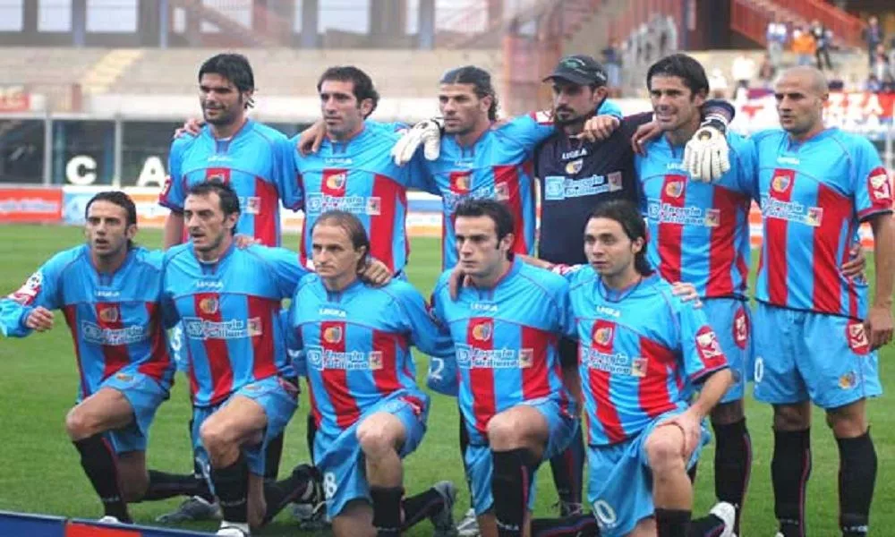 Una formazione del Calcio Catania nella stagione 2005/06 in Serie B