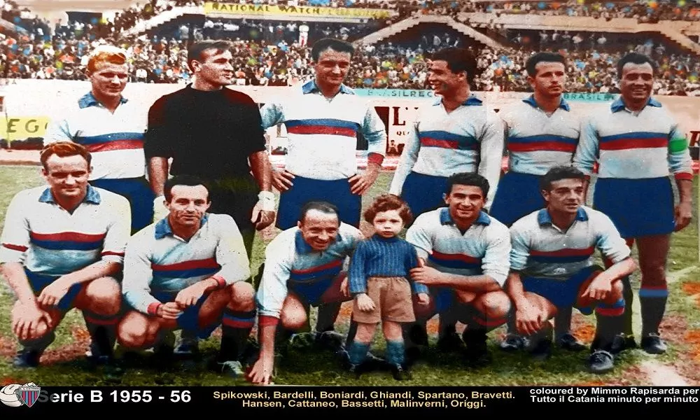 Una formazione del Calcio Catania nella stagione 1955/56 in Serie B