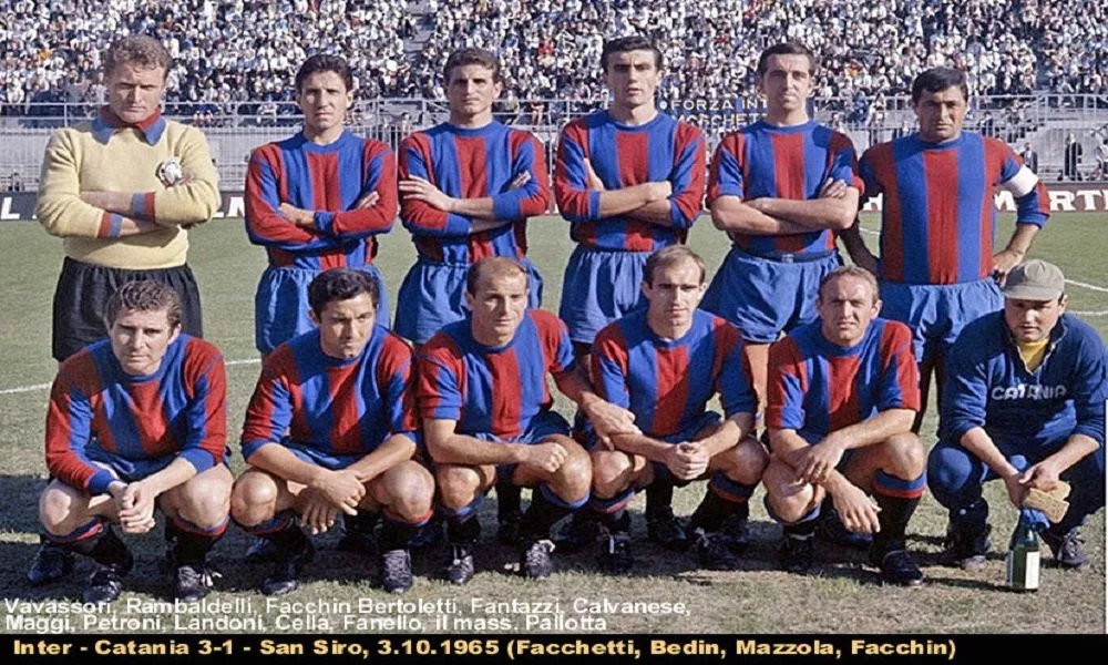Una formazione del Calcio Catania nella stagione 1965/66 in Serie A