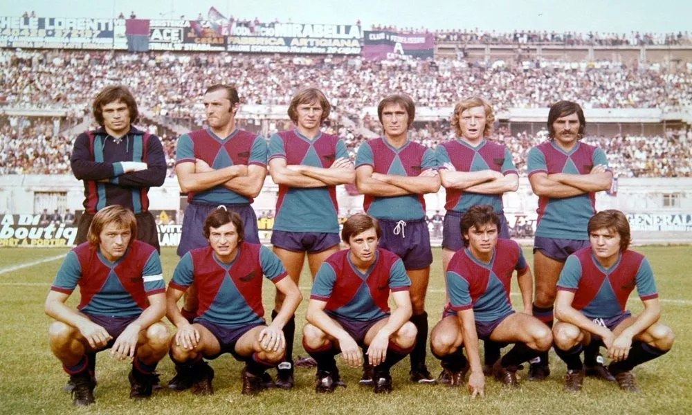Una formazione del Calcio Catania nella stagione 1975/76 in B