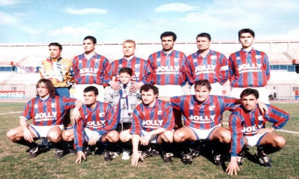 Una formazione del Calcio Catania nella stagione 1994/95 in CND