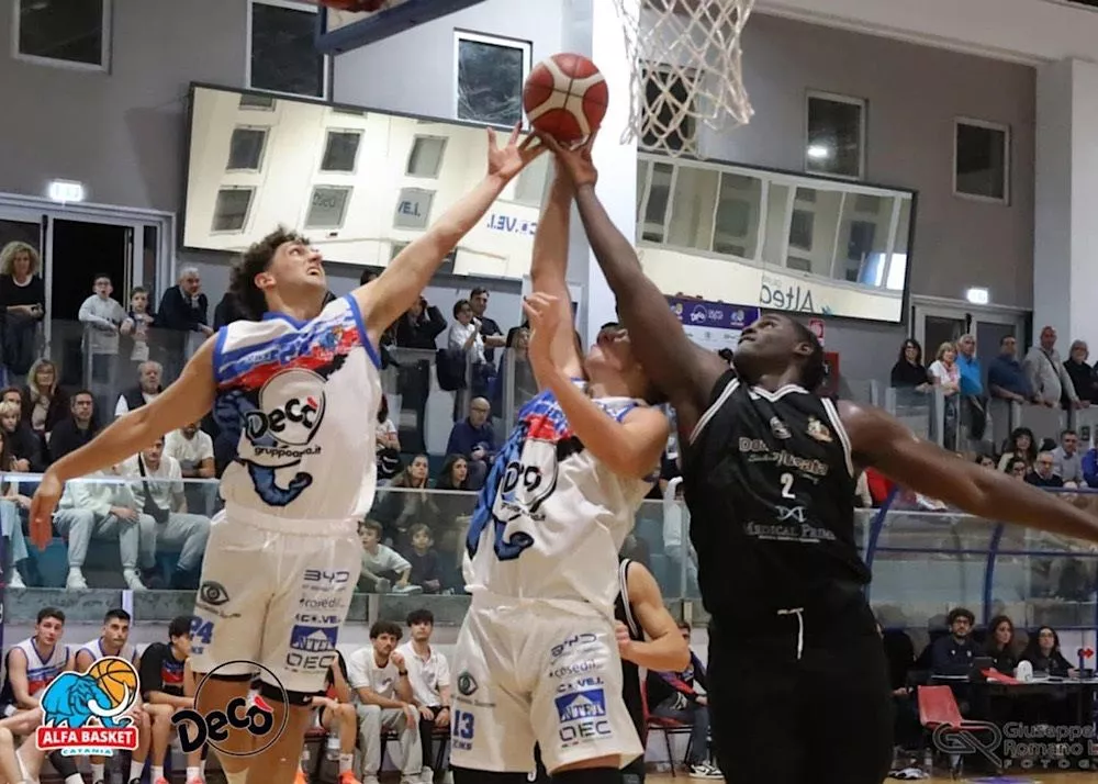 il derby alfa catania e cus catania nel match di basket