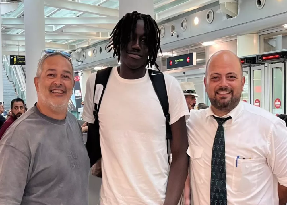 il centrale Amadou Lome atterrato a catania per la nuova avventura al PGS Sales