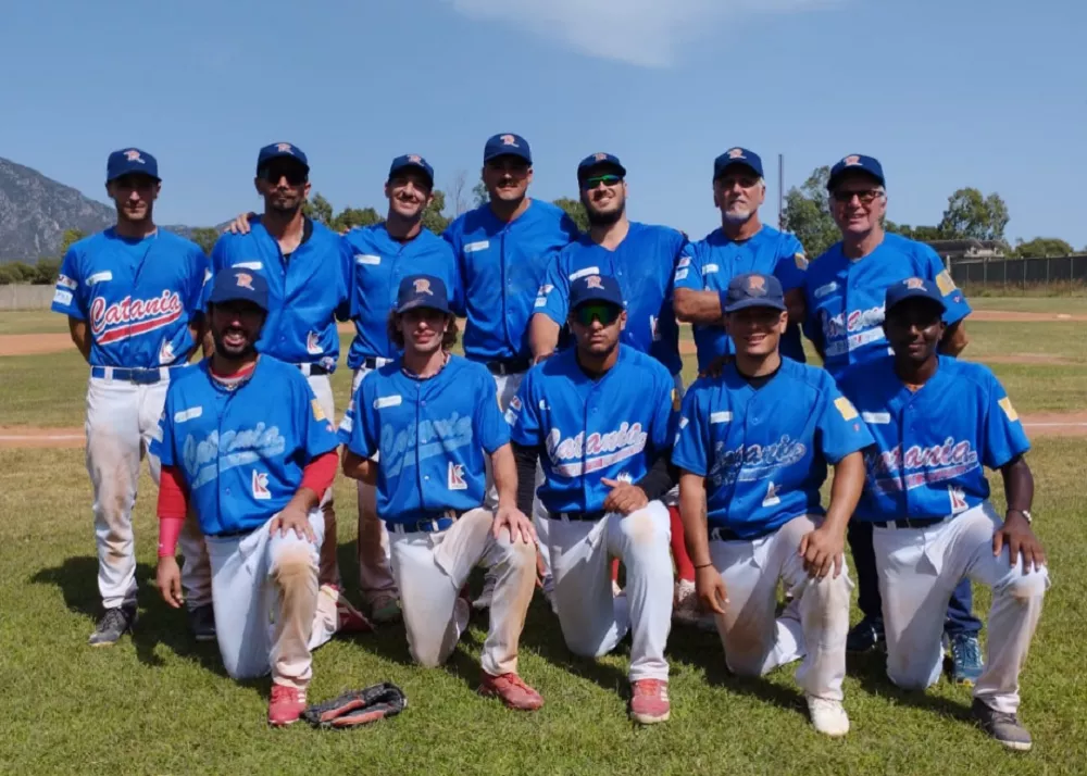 Una formazione del cus catania baseball impegnata nei play off