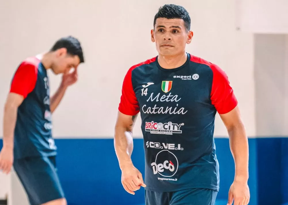 il difensore della Meta Catania Bocao durante una fase di allenamento