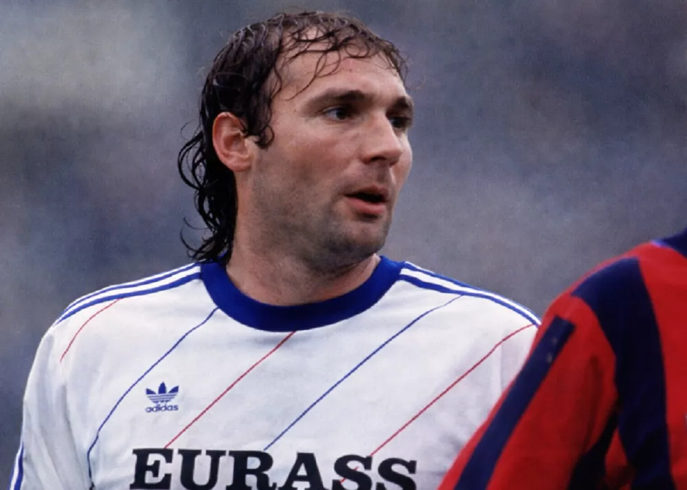 nazzareno canuti con la maglia del catania in serie b