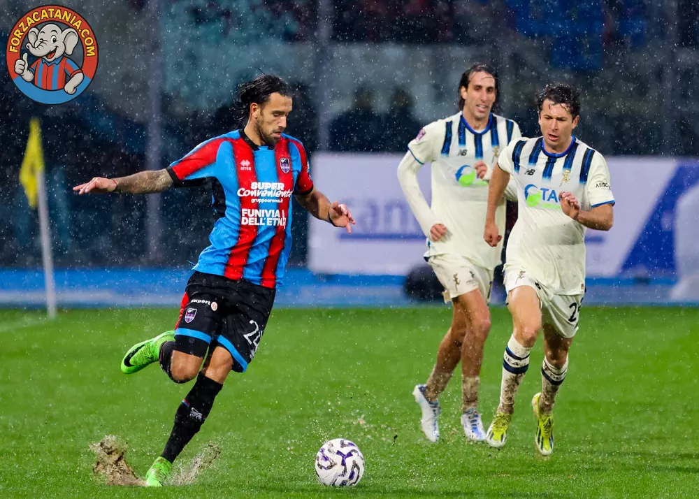 thiago casasola in campo nel match contro l'atalanta u23