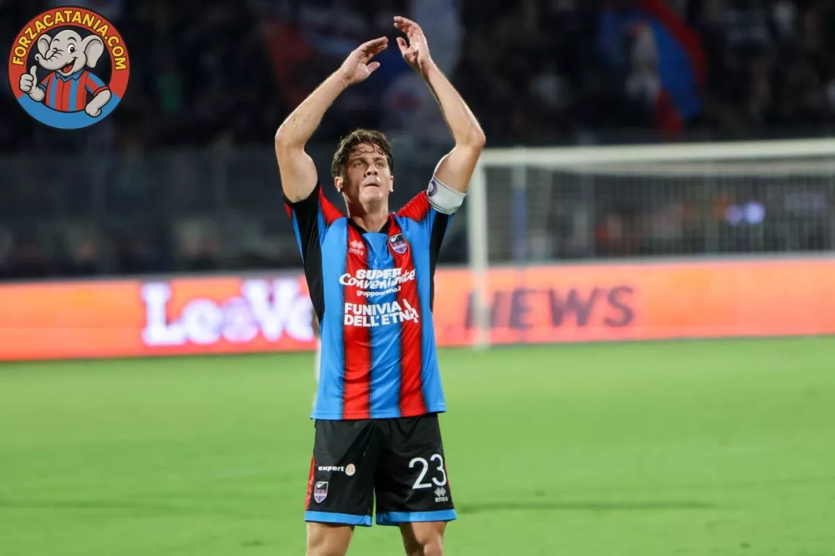 Lunetta esulta dopo il gol contro il Monopoli terminata 4-0