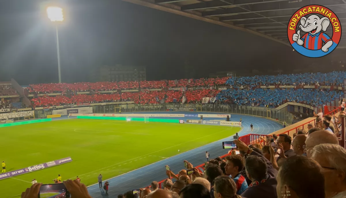 la curva sud del Massimino prima della partita catania-monopoli 4-0