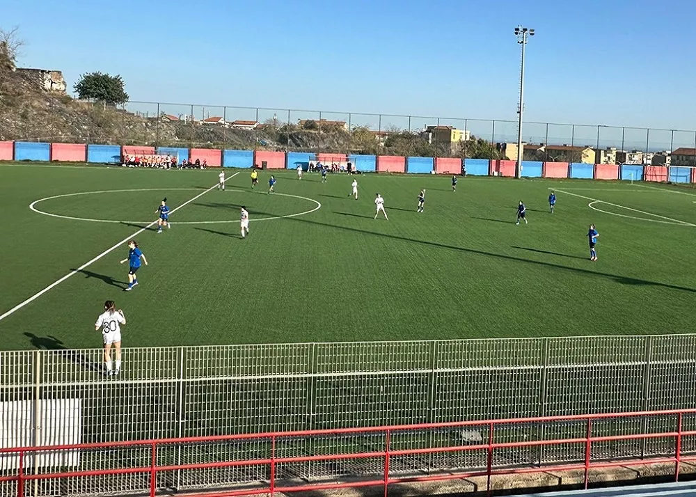 una fase di gioco del match catania woman-matera woman 4-1