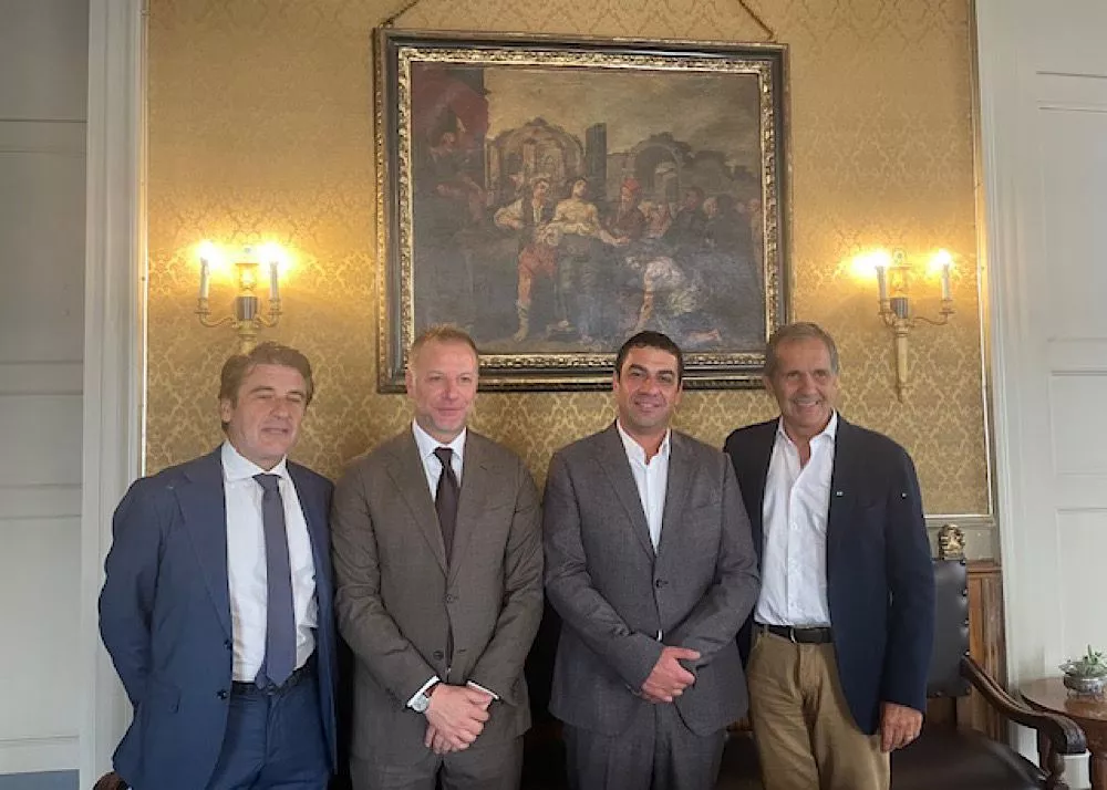 i dirigenti del catania a palazzo degli elefanti a catania