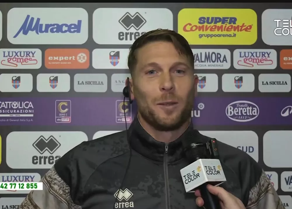 Salvatore Caturano ai microfoni di telecolor dopo il primo gol con il catania