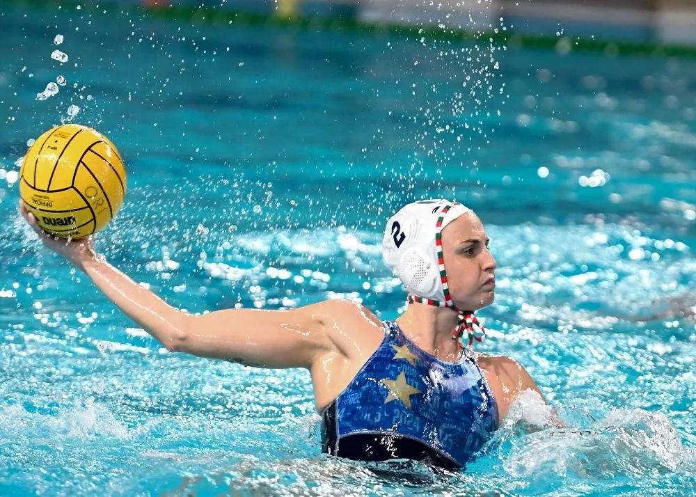 una fase di gioco del match di pallanuoto ekipe orizzonte-bogliasco