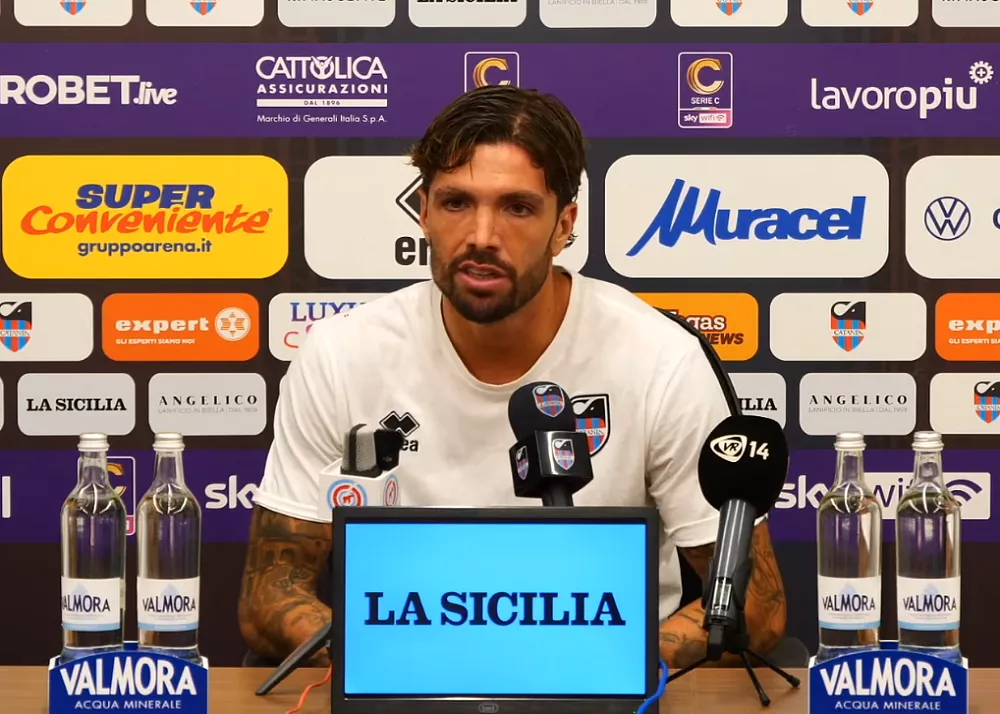 francesco forte attaccante del catania in salastampa dopo catania-foggia 6-0