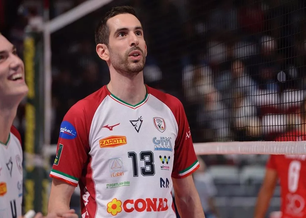Andrea Gasparini opposto comasco in campo adesso nuovo giocatore della sviluppo sud catania