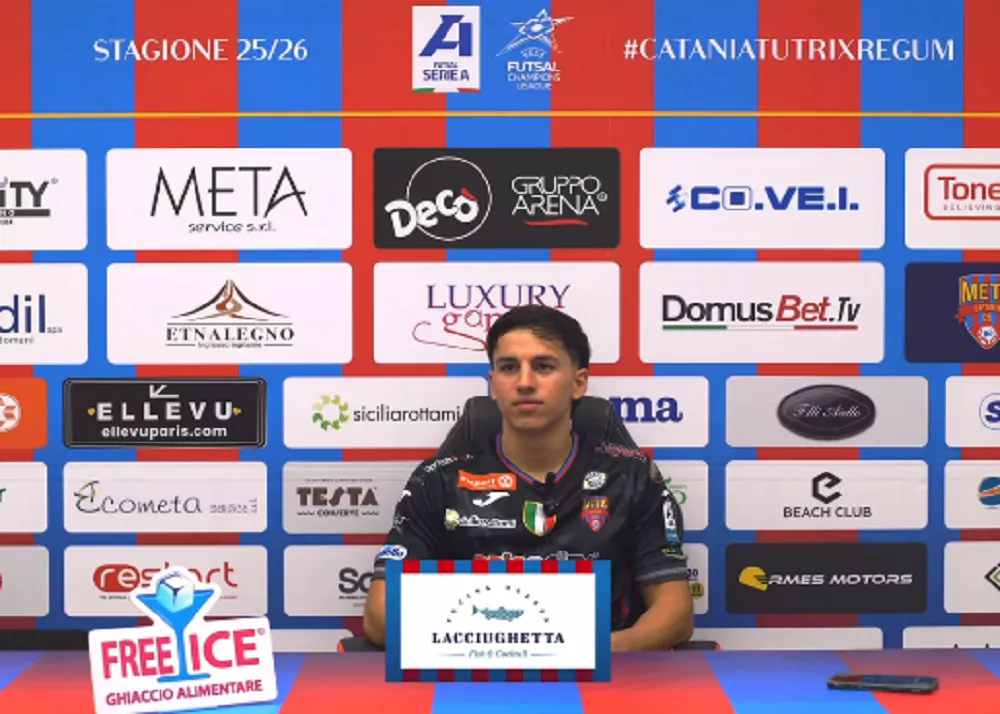 giulio musumeci calciatore della meta catania in conferenza stampa