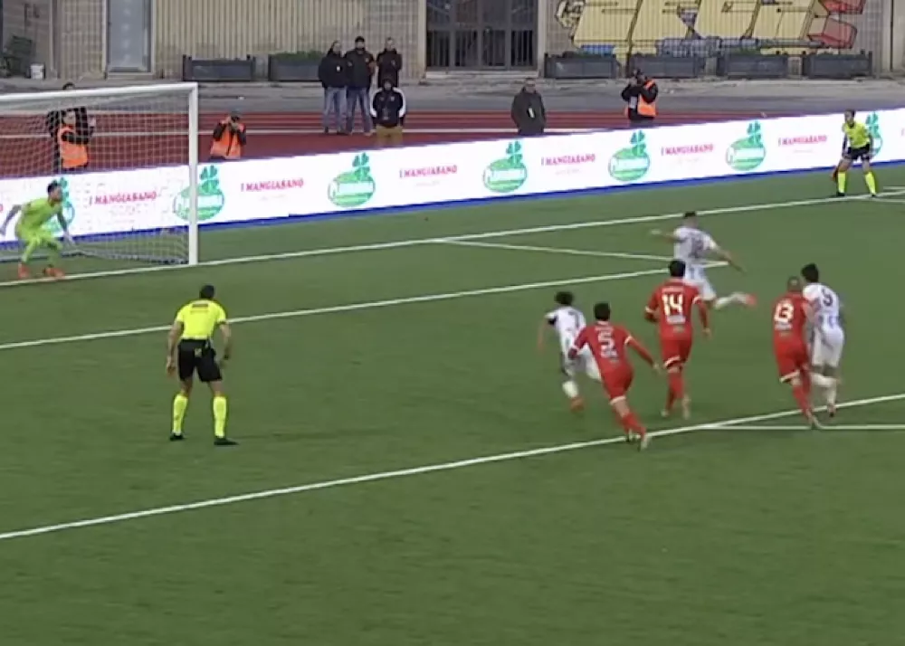 Il rigore di golemic contro l’altamura vince la salernitana