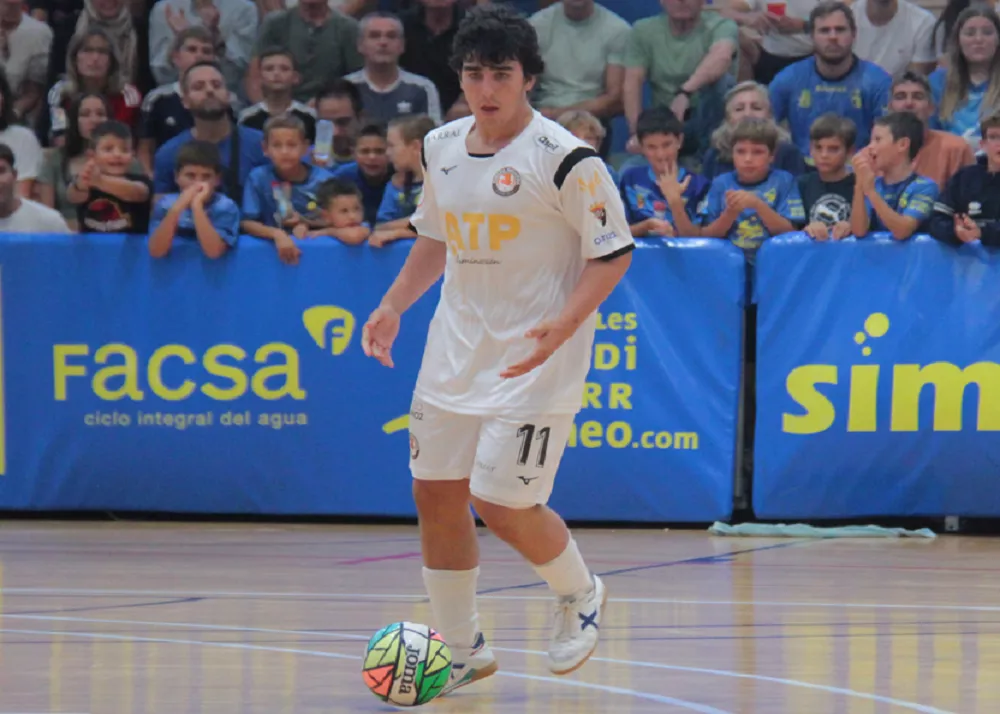 Alberto Lahuerta Galindo, conosciuto nel panorama spagnolo come Albertico passa alla Meta Catania