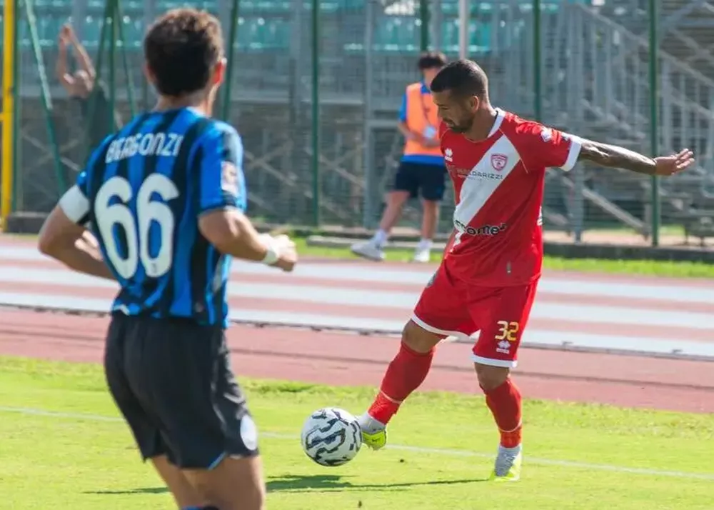 l'esterno dell'altamura quarantenne franco lepore 