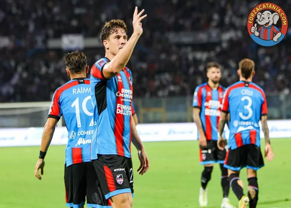 gabriel lunetta segna la rete del definitivo 6-0 contro il foggia