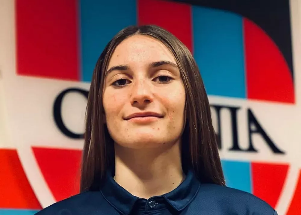 vittoria musumeci torna dal prestito del napoli dopo aver giocato a Catania 
