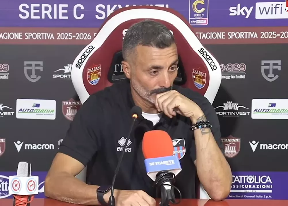 l'allenatore in seconda del catania michele napoli