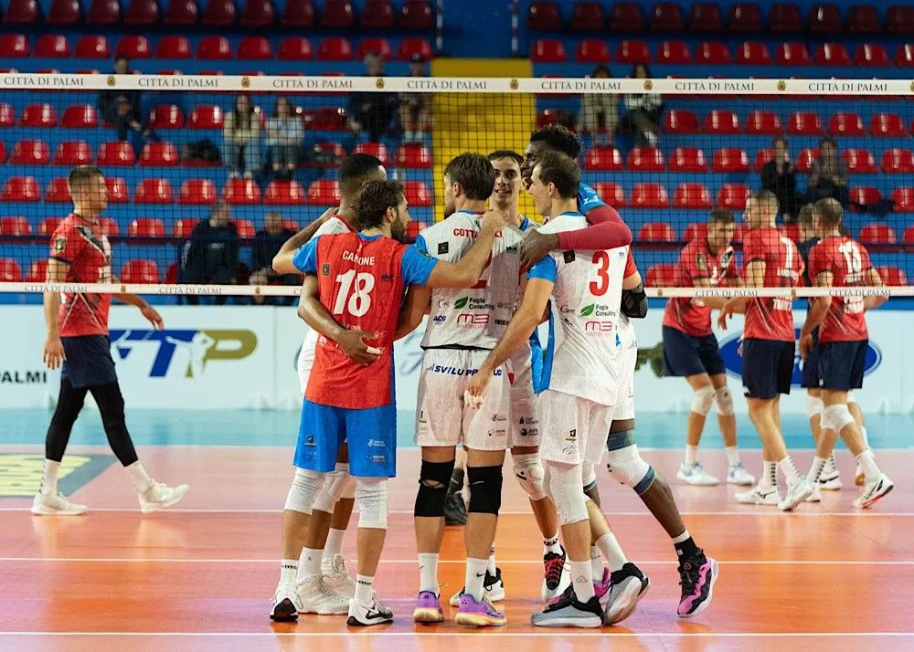 la squadra della sviluppo sud catania in campo a palmi