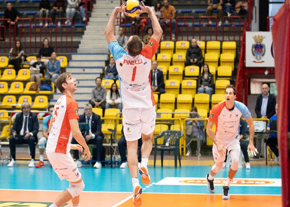 un'alzata di pinelli della sviluppo sud catania durante il match