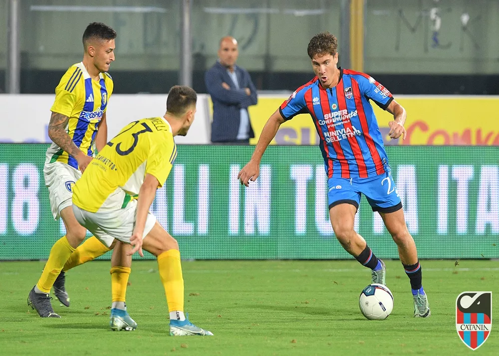 gabriel lunetta in campo contro il cerignola nella sfida di serie c