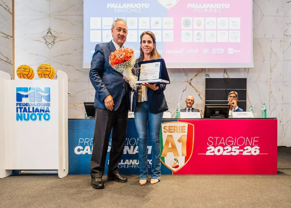 premiata a roma il presidente dell'ekipe orizzonte catania Tania Di Mario