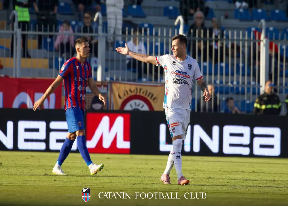 quaini durante una fase del match tra casarano e catania