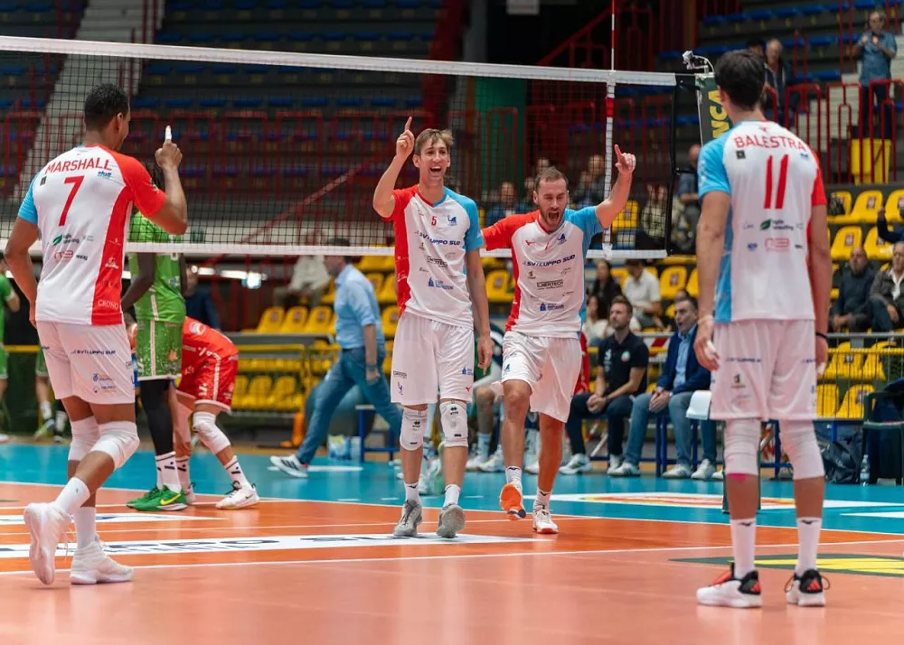 una fase di gioco del match tra sviluppo sud catania e macerata