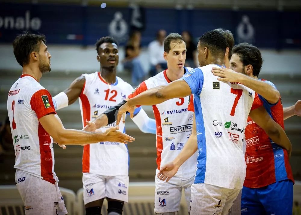 La sviluppo sud catania in campo nell'amichevole contro cisterna