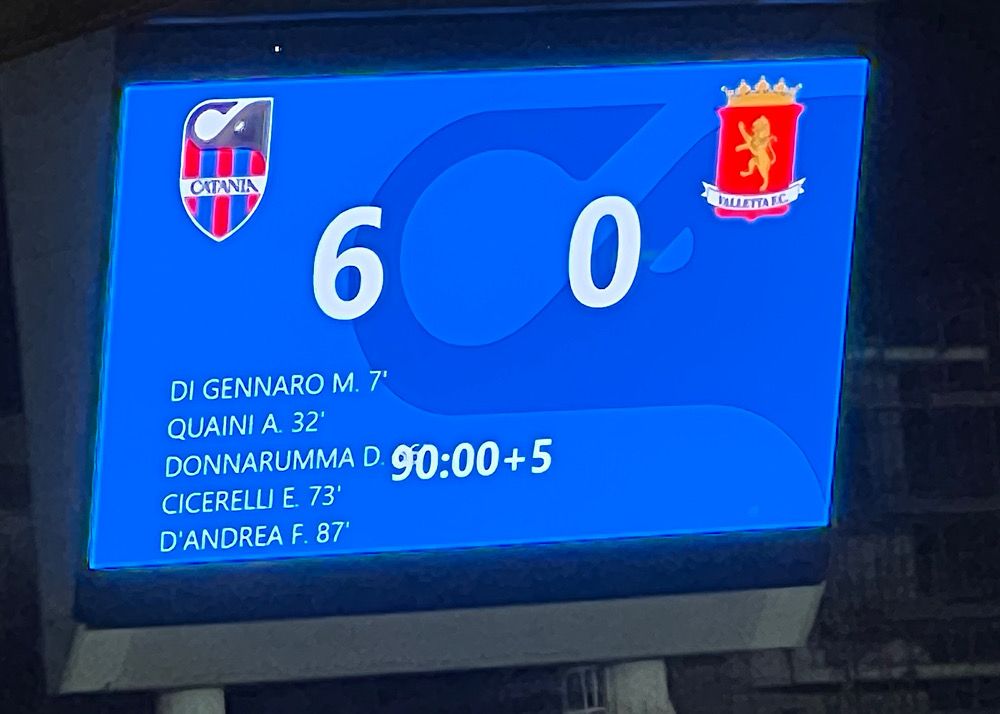 il tabellone dello stadio massimino dopo la fine dell'amichevole catania-valletta 6-0