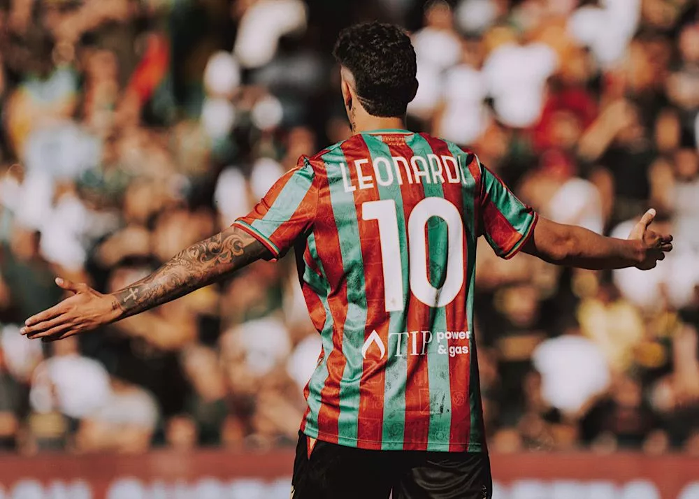 simone leonardi giovane attaccante della ternana di proprietà del catania