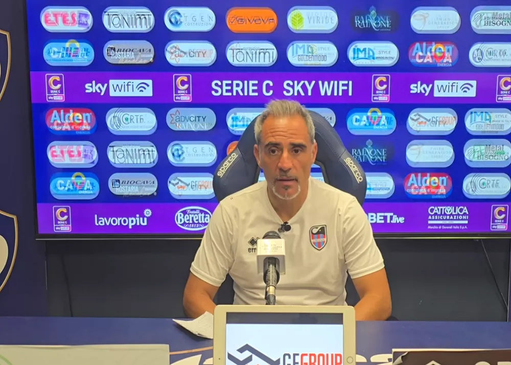 mimmo toscano nella sala stampa dopo Cavese-Catania 0-1