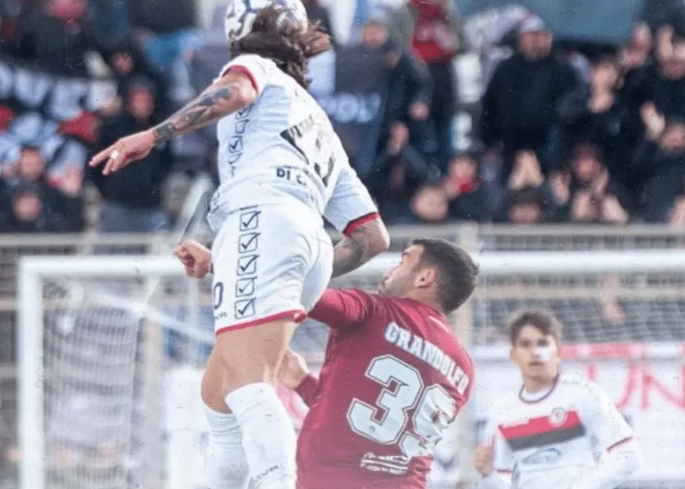 una fase di gioco del match del provinciale Trapani-Foggia