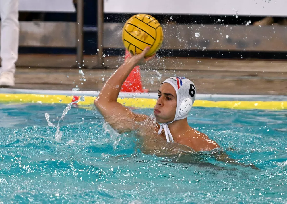 il pallanuotista della nuoto catania Trovato in piscina